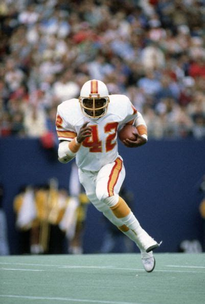 Ricky Bell Buccaneers Pictures And Photos Tampa Bay Football Nfl