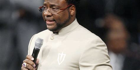 Bishop Eddie Long Controversial Megachurch Pastor Dies At 63 Nation