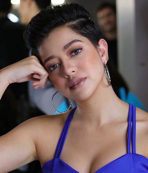sue ramirez hits back at being called lesbian for short hair inquirer entertainment