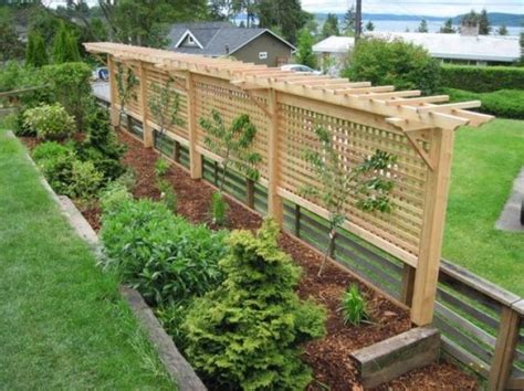 We already visited the idea of using rain gutters for fence planters, but we never spoke about doing them this way. 20+ Creative Tips To Growing Grape In Your Home Backyard Ideas