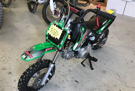 Two variants of dirt bikes are available in the market: Dirt Bikes for an 8 Year-Old Kid: Picking the right bike ...