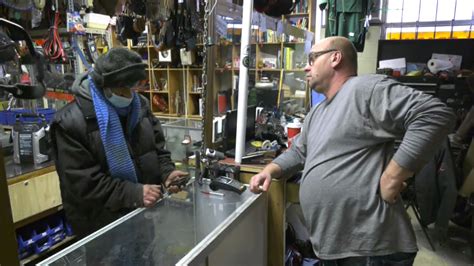 Edmonton Police Advise Pawn Shop Owners To Lock Doors Ctv News