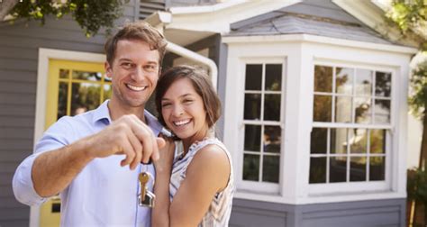what married couples should know about buying a house