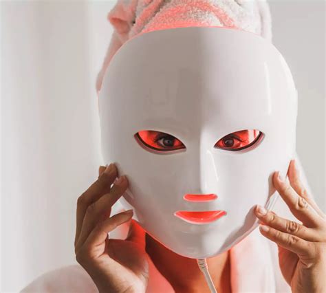 Led Red Light Therapy For Melasma Shelly Lighting