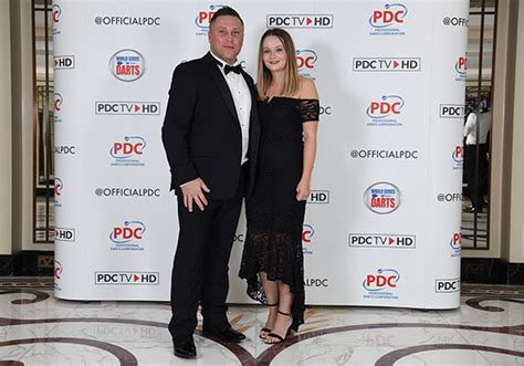 Fox sports is showing the 2021 darts masters down under, but you have to be up seriously late (or early) in order to tune in, with the day sessions starting at 11.45pm aedt, and the evening sessions getting underway at 6am aedt. 2019 PDC Annual Awards Dinner In Pictures | PDC