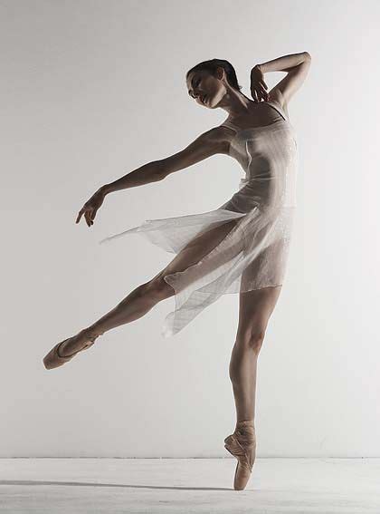 imgur the magic of the internet dance photography poses dance picture poses ballerina poses