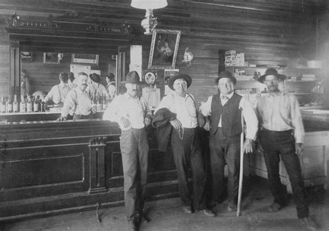 33 Historic Photos Of Wild West Saloons On The American Frontier
