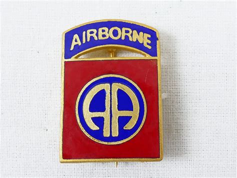 Us Ww2 Paratrooper 82nd Airborne Badge On Pin Pin Pin Badge Lomax