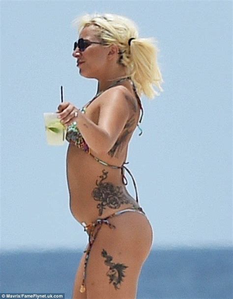 Lady Gaga Poses And Parties Up A Storm In The Bahamas Bikinis Lady Gaga Bikini Lady Gaga