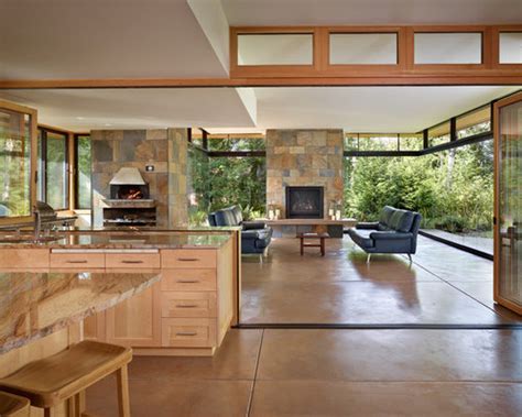 Pacific Northwest Outdoor Living Space Houzz