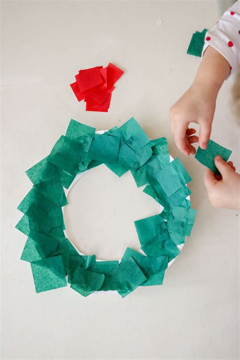 Preschool Friendly Paper Plate Christmas Wreath Craft
