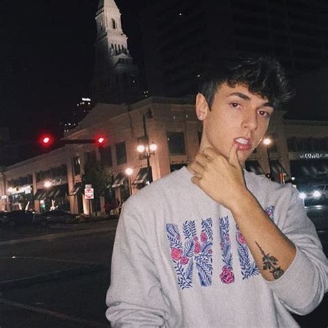 Bryce hall is an internet personality much famous for his instagram and tiktok posts. Bryce Hall (@brycehall) • Instagram photos and videos in ...