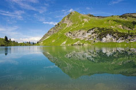 Germany Bavaria Allgaeu Allgaeu Alps Seealpsee Lake And Seekoepfel