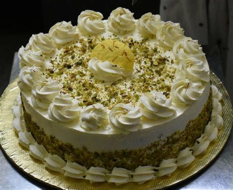 Garnish few pieces of rasmalai on top. Rasmalai Cake...yummyyyy (With images) | Cake, Cake ...