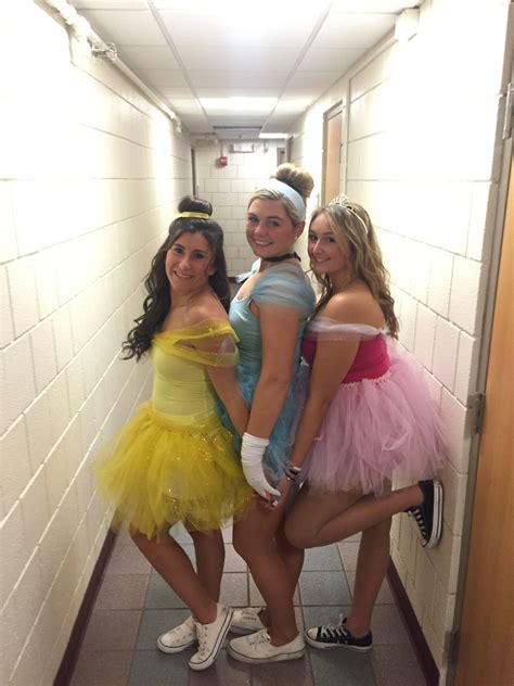 Disney Princesses Halloween Costume Diy Created A Tulle Skirt By Weaving It Throug Diy Disney