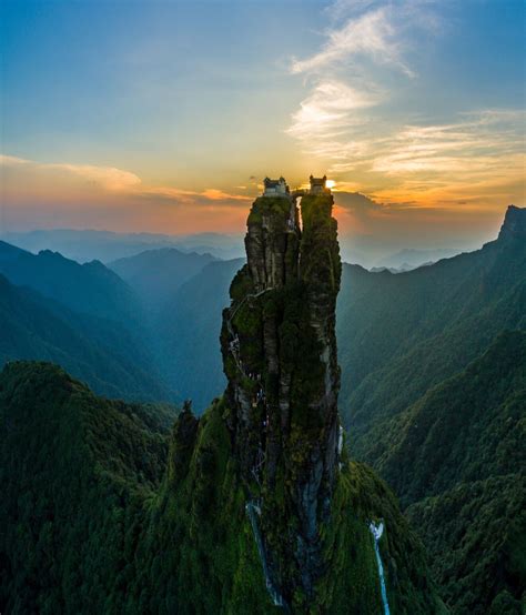 ההר Fanjing Mountain בסין Da Magazine