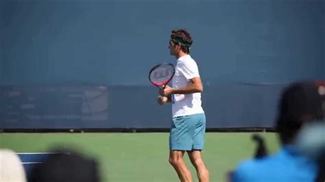 As a baseline player that federer is,if he hadn't pissibly the best forehand ever he wouldn't have dominated the tour the. Roger Federer Ground Strokes Forehand Backhand Side View ...