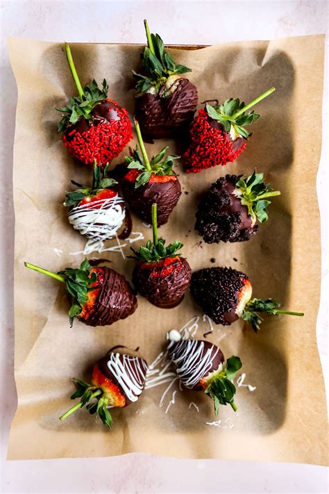 chocolate covered strawberries {easy} two peas and their pod