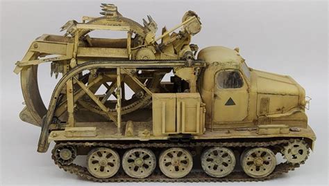 Trumpeter Btm 3 High Speed Trench Digging Vehicle 09502 135 Scale
