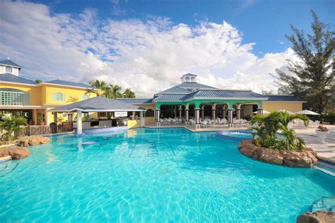 Jewel Paradise Cove Beach Resort And Spa Venue Runaway Bay Weddingwire