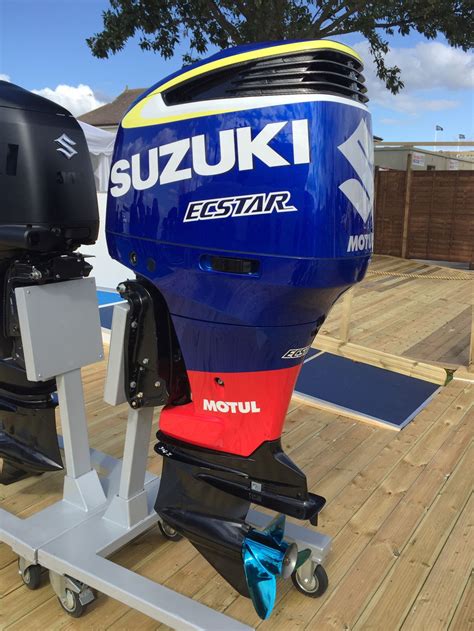 Evinrude lets you add custom side plates and accents from a wide spectrum of color choices. Suzuki RR 300 racing outboard custom paint | Bass boat ...
