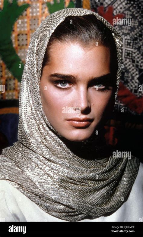 Brooke Shields Sahara 1983 Stock Photo Alamy