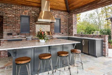 27 Outdoor Kitchen Backsplash Functional And Stylish Designs