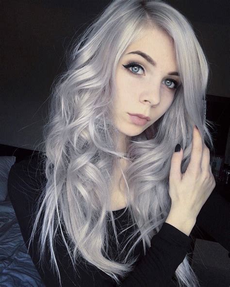 28 Inspiring Silver Hair Color Ideas Page 9 Of 28 Ninja Cosmico