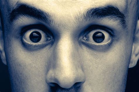 Watch The Exact Moment When Eye Contact Gets Weird Science Of Us