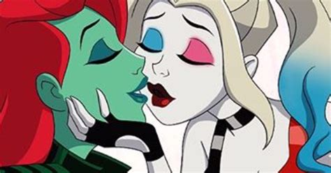 Kaley Cuoco Celebrates Harley Quinn Season 3 Renewal Showrunners Tease Romance Details