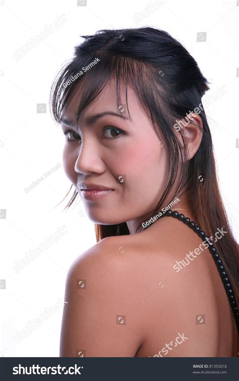 Schöne junge Thai Frau steht nackt Stockfoto 81355018 Shutterstock