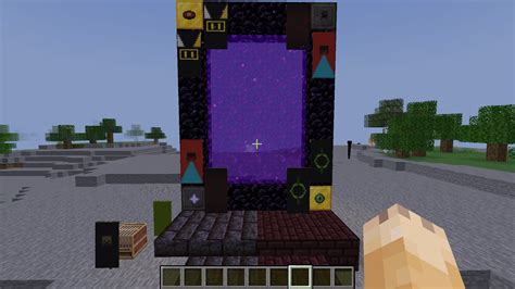 Nether Portal Design I Used Invisible Item Frames For The Items R