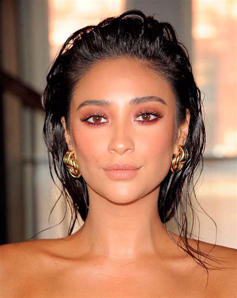 Steal Her Beauty Look Shay Mitchell Steal The Look Maquiagem Glam
