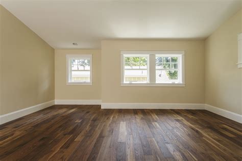 To make sure your floor doesn't have any air pockets below it you'll want to check to see if the floor is level. 10 Recommended Direction to Install Hardwood Floors ...