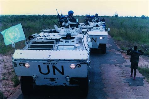 Mostra Fotográfica Relembra Missão De Paz Em Angola Notícias Ufjf