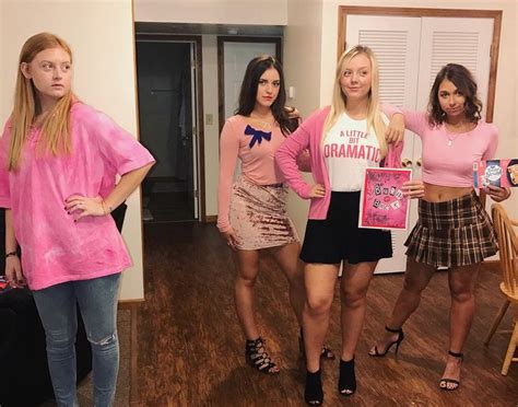 Mean Girls Halloween Costume College DIY Mean Girls Outfits Mean