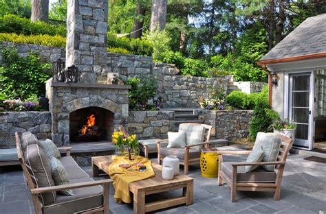 44 Traditional outdoor patio designs to capture your imagination