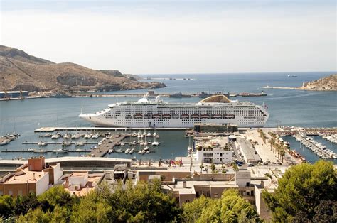 Marcos redondo, 3, cartagena, españa. El puerto de Cartagena en directo a través de internet ...