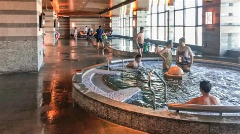 Asians Dip Into Japanese Style Hot Spring Baths Japanese Spa Hot My