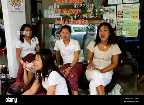 Massagesalon In Der Arabischen Viertel In Bangkok Thailand Stockfoto
