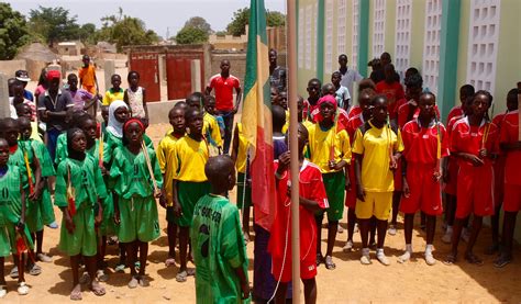 In Senegal A New School Opens Its Doors To Welcome A Hundred Pupils