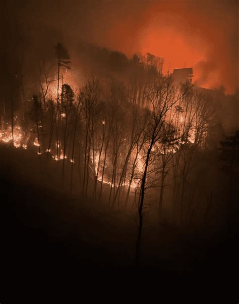 Tennessee Wildfires Near Smoky Mountains