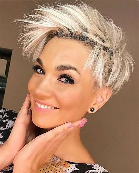 Short Pixie Haircuts And Hairstyle Images For Short Hair