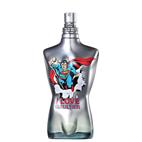 The opening is very fresh made of mint and neroli while the heart is more. Perfume Le Male Superman Jean Paul Gaultier | Beleza na Web