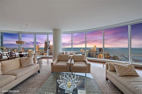Trump Tower Condo In Chicago For Sale For 299 Million Crains