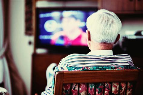 Prolonged sitting and TV watching 'dangerous' for seniors