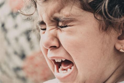 4 Techniques To Help Soothe A Child Having A Tantrum