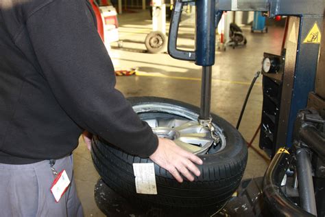 Perfect Way To Locate Tyre Fitting Service Tyre Fitting Auto Repair