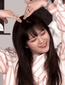Jeongyeon Yoojeongyeon Gif Jeongyeon Yoojeongyeon Twice Discover