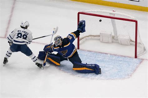 Nylanders Ot Goal Gives Maple Leafs 5 4 Win Over Blues Seattle Sports